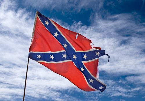 2 NY Teens Expelled Over Confederate Flag