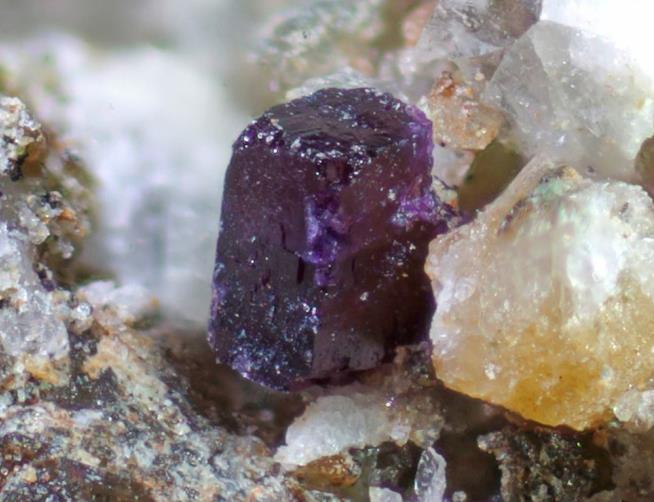 Gold Miners Discover 'Unique' Mineral