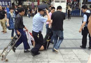 6 Hurt in Latest Knife Attack at Chinese Station