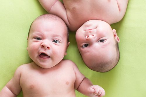 Mom Births Rare 'Mono Mono Twins'