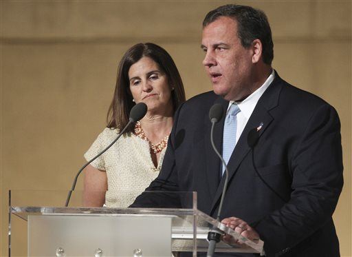 Late Change Keeps 'Bridge' Song From Upstaging Christie