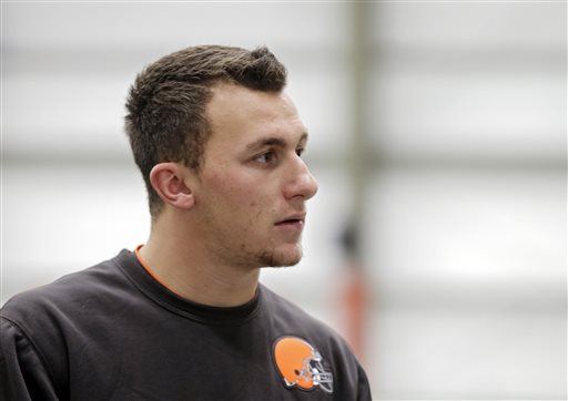Johnny Manziel's Text to Browns: 'Hurry Up and Draft Me'