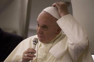 Pope: Priest 'Celibacy Is Not a Dogma'