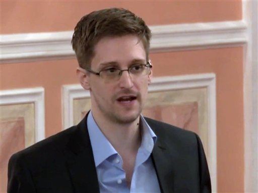 Snowden: I Was a Spy, Given a Fake Name