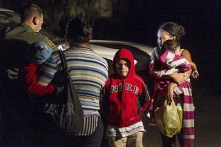 Planeload of Women, Kids Sent Back to Honduras