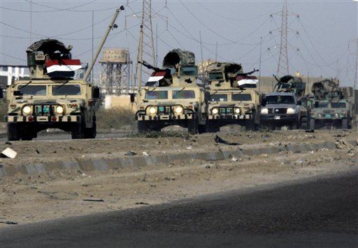 60 Die in Iraq Prisoner Convoy Ambush
