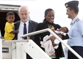 Christian Woman Leaves Sudan, Meets With Pope