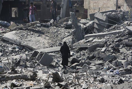 Gaza Toll Tops 1K; Israel Extends Ceasefire