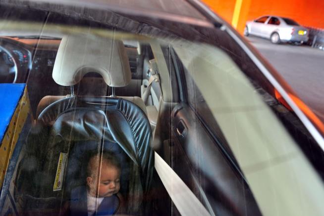 Pair Reports Kid in Hot Car, Mom Runs Them Over: Cops