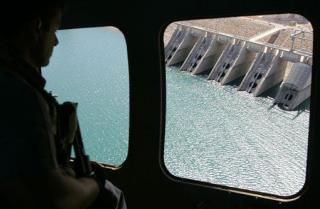 ISIS Seizes 3 More Towns, Iraq's Biggest Dam