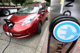 Hybrid, Electric Car Sales Running Out of Gas