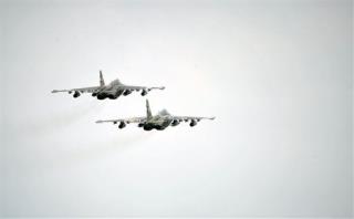 US Jets Intercept 6 Russian Jets Near Alaska
