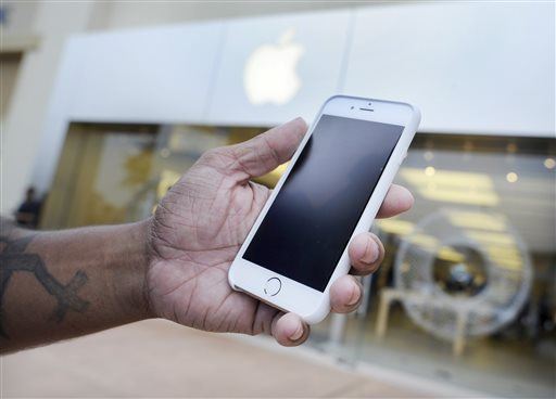 Apple: iPhone 6 Is NSA-Proof
