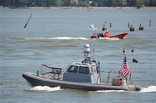 US Navy's New Toy: Unmanned Swarm Boats