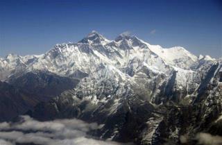 British Woman Dies During Everest Trek