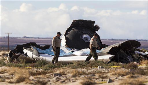 NTSB Eyes Pilot Error in Spaceship Crash