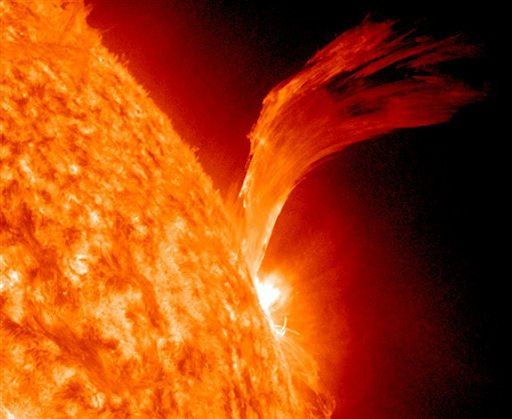 'Dangerous' Sunspot Puzzles Scientists