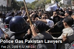 Police Gas Pakistan Lawyers