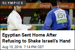 Egyptian Sent Home After Refusing to Shake Israeli&#39;s Hand