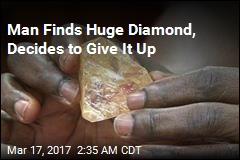 Pastor Finds Huge Diamond, Gives It to Goverment