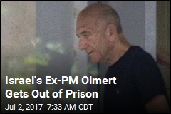 Israel&#39;s Ex-PM Olmert Gets Out of Prison