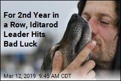 For 2nd Year in a Row, Iditarod Leader Hits Bad Luck