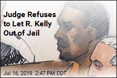 Judge Orders R. Kelly Held Without Bond
