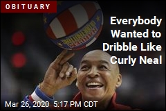 Globetrotters&#39; Curly Neal Took Job Seriously