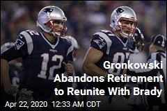 Gronkowski to Reunite With Brady on the Buccaneers