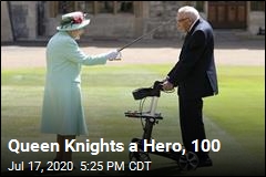 Queen Knights a Hero,100