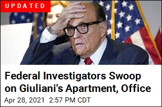 Report: Federal Investigators Search Giuliani&#39;s Apartment