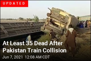 At Least 30 Dead After 2 Trains Collide in Pakistan