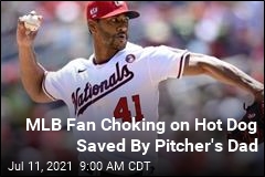 MLB Pitcher&#39;s Doctor Dad Saves Choking Fan