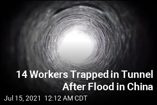 Flood Traps 14 Workers in Tunnel in China