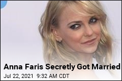 Anna Faris Reveals Secret Elopement