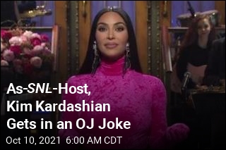 As SNL Host, Kim Kardashian Takes Aim at Herself