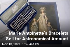 Marie Antoinette&#39;s Bracelets Stayed in Her Family, Until Now