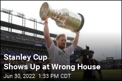Stanley Cup Shows Up at Wrong House