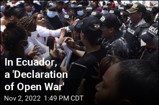 Brutal Attacks on Cops Signal &#39;Criminal Rule&#39; in Ecuador