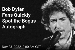 Bob Dylan Fans Sniff Out a Fishy Autograph