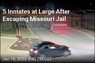 Sex Offenders at Large After Missouri Jailbreak