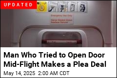 Prosecutors: Passenger Tried to Open Jet&#39;s Door During Flight