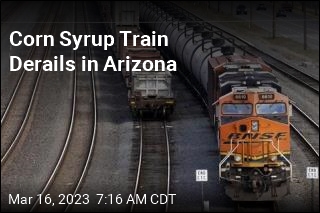 Train Hauling Corn Syrup Derails in Arizona