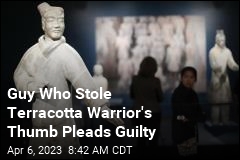 Guy Who Stole Ancient Statue&#39;s Thumb Reaches Plea Deal