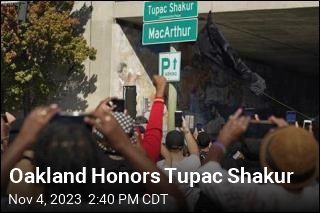 Oakland Honors Tupac Shakur