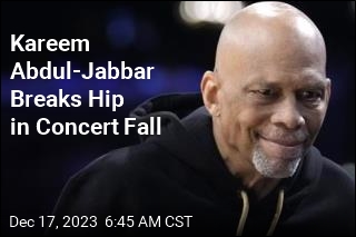 Kareem Abdul-Jabbar Breaks Hip in Concert Fall