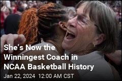 She's Now the Winningest Coach in College Hoops History