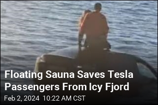 Floating Sauna Saves Tesla Passengers From Icy Fjord