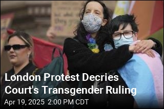 After UK Ruling, Thousands Demonstrate for Trans Rights