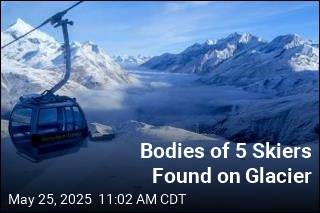 Searchers Find 5 Bodies on Glacier Above Resort